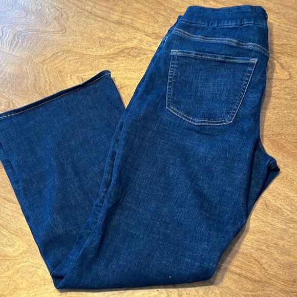 American Eagle Outfitters Women's Curvy Boot Cut Jeans - Picture 8 of 9